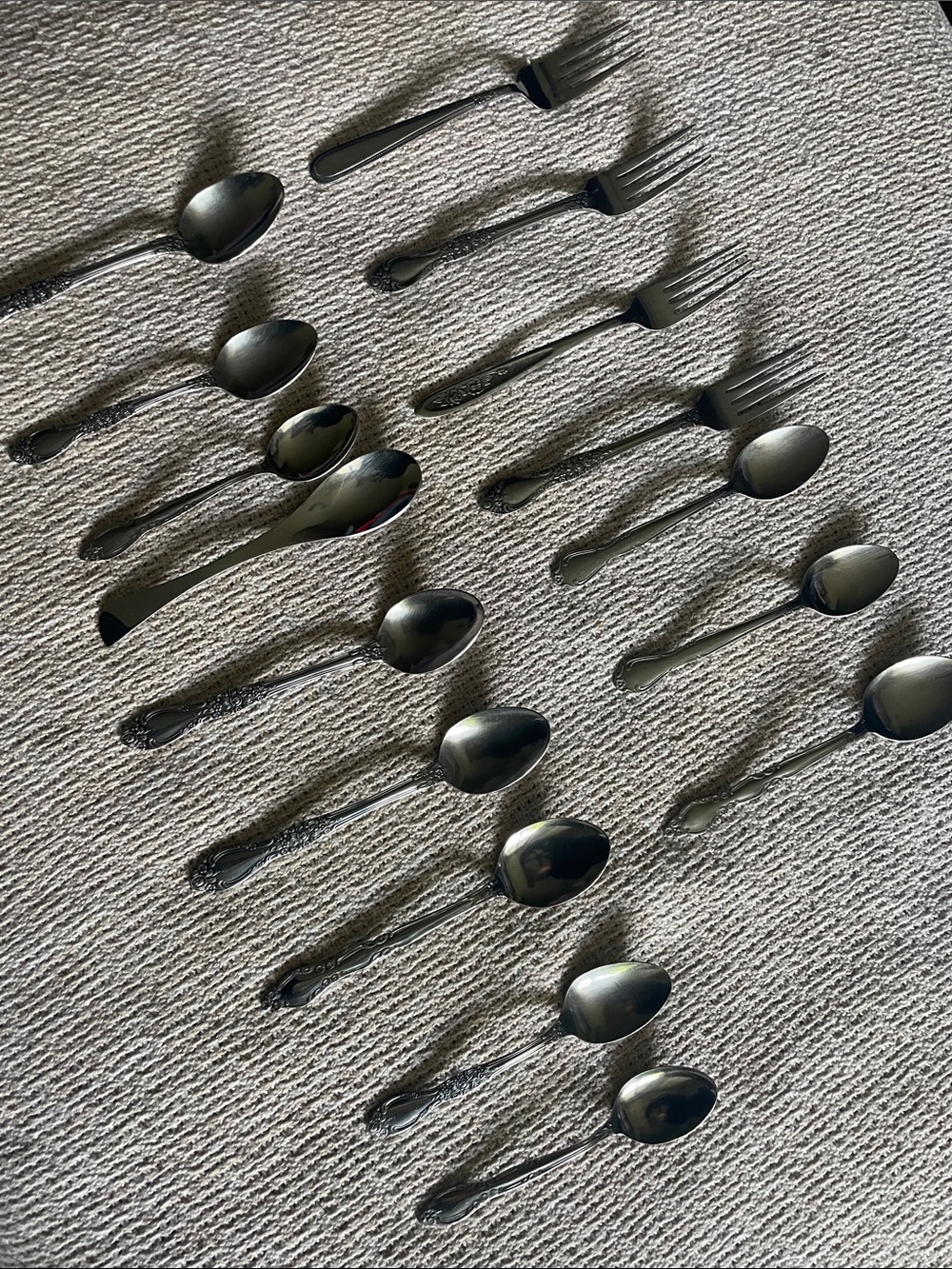 Miss matched Silver-Tone Flatware Set - Spoons & Forks